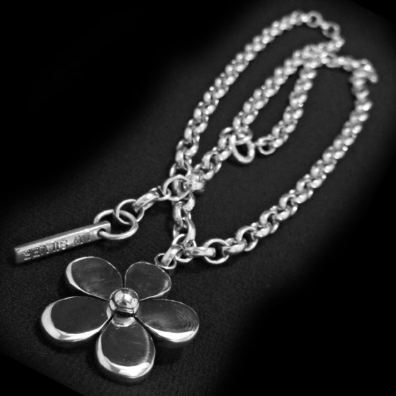 Daisy Chain Necklace II