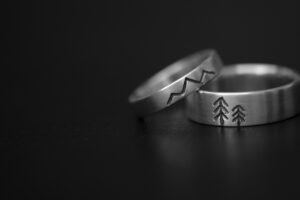 his and hers wedding band